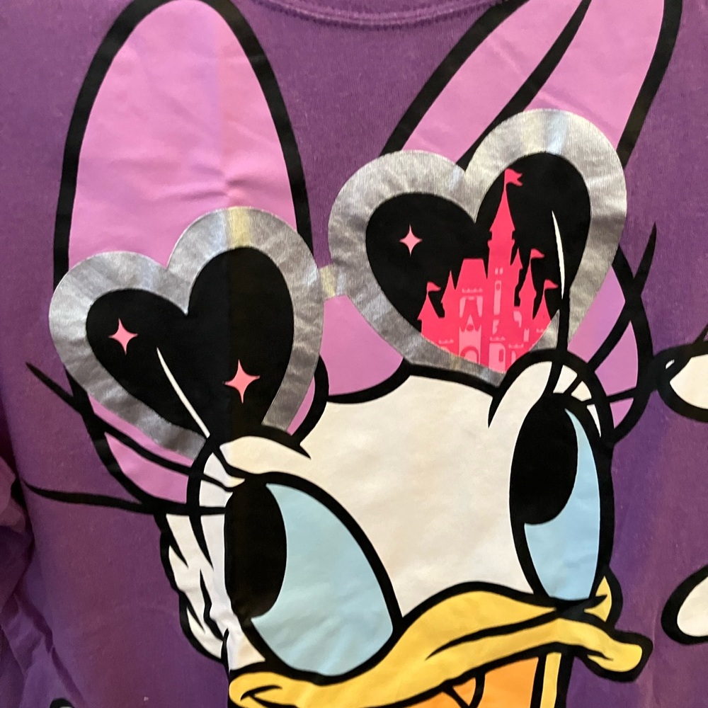 Disney Tokyo Resort Daisy Duck Women’s Shirt - Picture 2 of 6